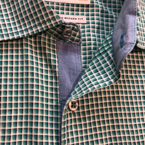 Like new! - TOMMY BAHAMA Jeans 100% Coton Island Modern Fit Button Down - Picture 4 of 8